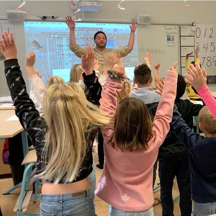 Optagonerna – Dans och Rörelse – kreativt skapande i skolan