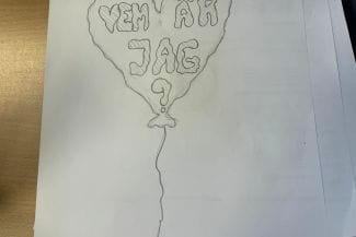 En ballong som ser ut som ett hjärtan