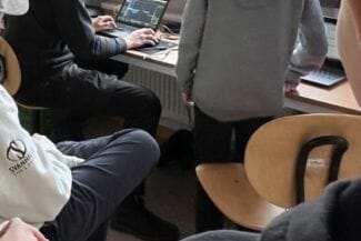 Elever i Sotenäs spelar in musik