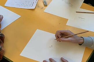 elever i timrå skriver låttext